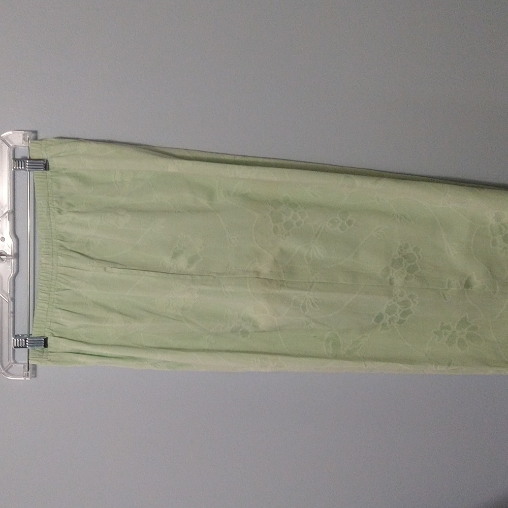 Lighthouse Point Size L Pull On Capri Pants Floral Print w/Pockets #W-529